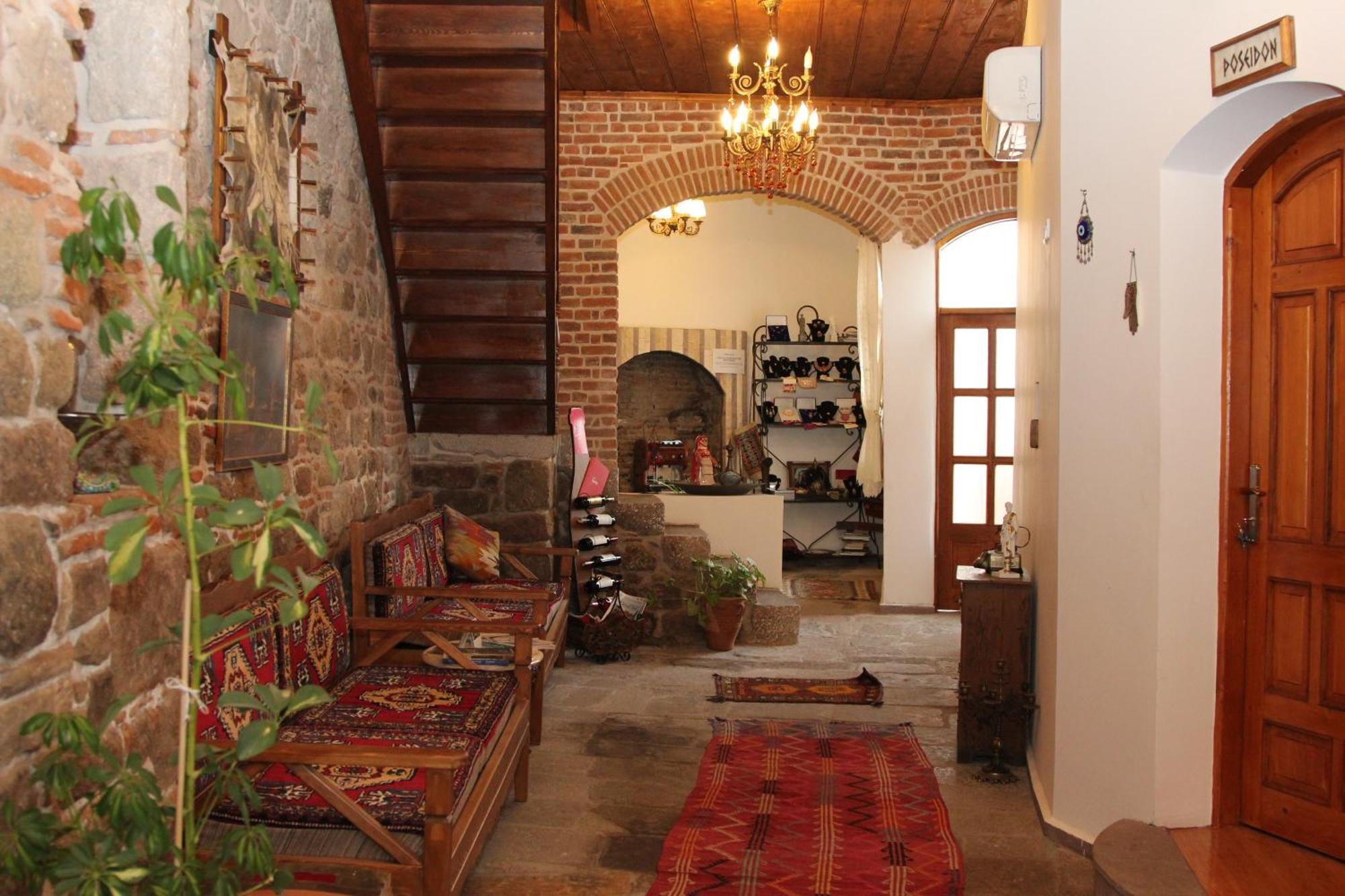 Hera Hotel Bergama Exterior photo